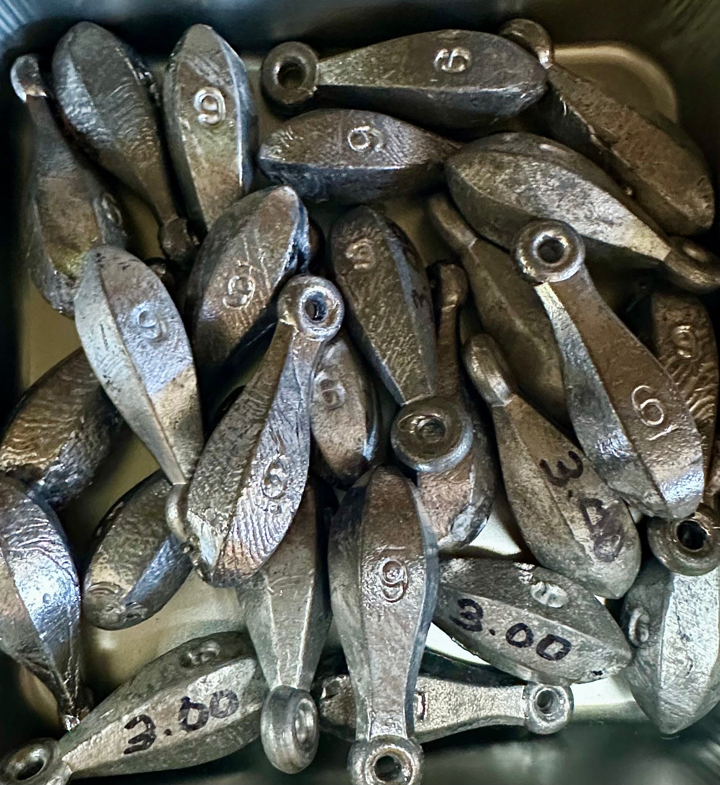 Twisted Hook Bank Sinker Weights